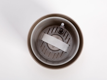 selfwatering pot from above.jpg