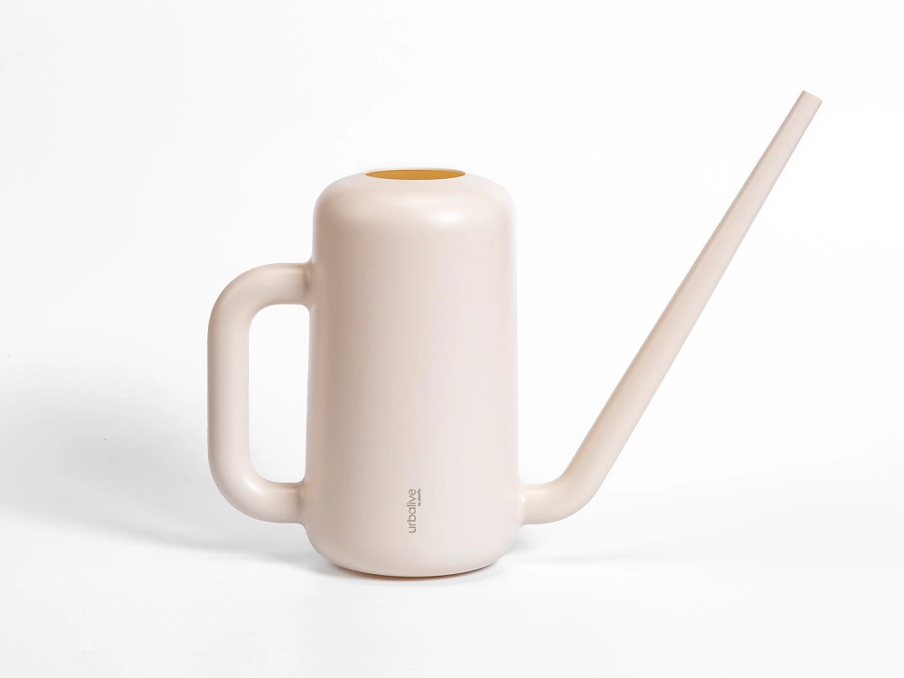 watering can.jpg