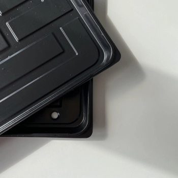 shallow-midi-growing-trays-from-above.jpg