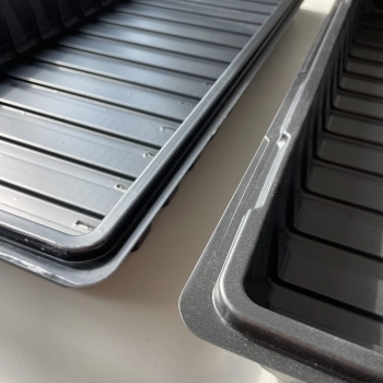 10x20-Growing-Tray-with-andwithout-holes.jpg